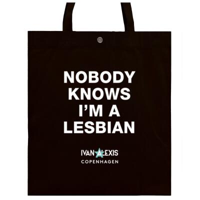 NOBODY KNOWS I`M A LESBIAN Thumbnail
