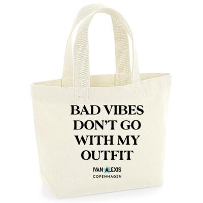 BAD VIBES DONT GO WITH MY OUTFIT Thumbnail